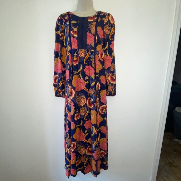 Jaase Dresses & Skirts - Jaase Caviar Floral Maxi Dress